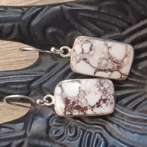 White and Brown Marble Drop Earrings - Unbranded